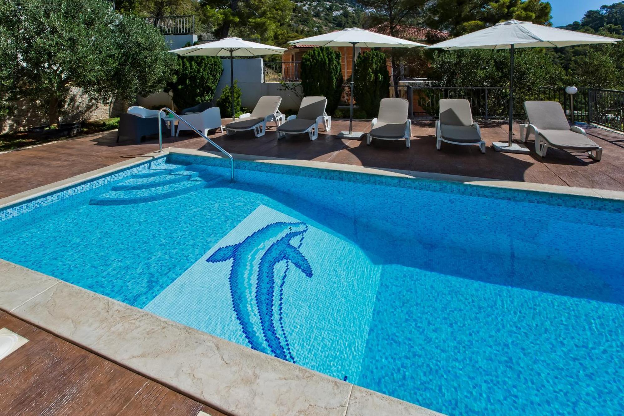 Luxurious Apartments Maslina With Beach Милна Экстерьер фото